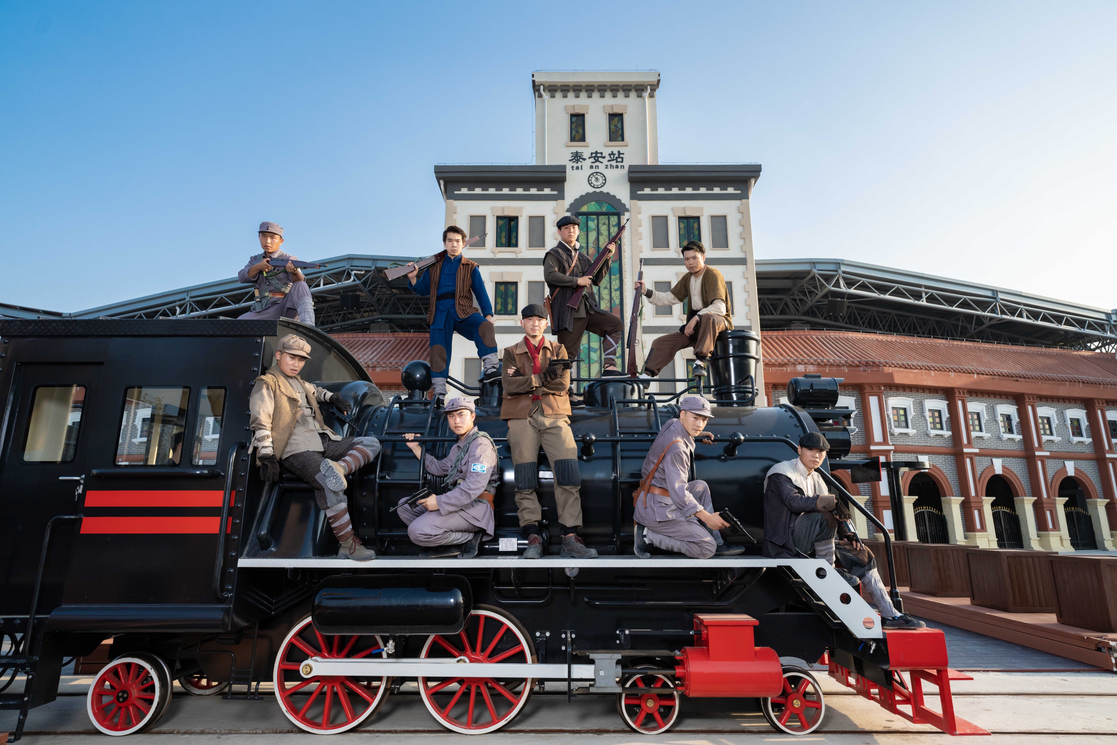 看完電影《鐵道英雄》，還不夠！