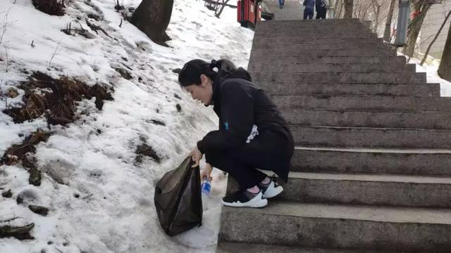 【華山西峰索道】太華索道公司組織干部職工開(kāi)展學(xué)雷鋒志愿服務(wù)活動(dòng)(圖13)