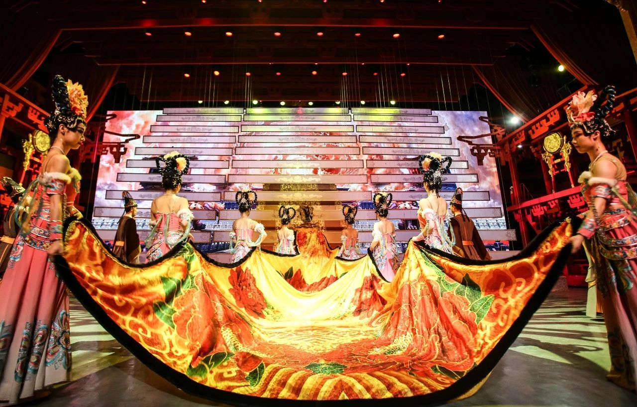 喜迎雙節(jié)丨唐樂宮驚喜不斷，“餅”承心意，以禮相待(圖2)