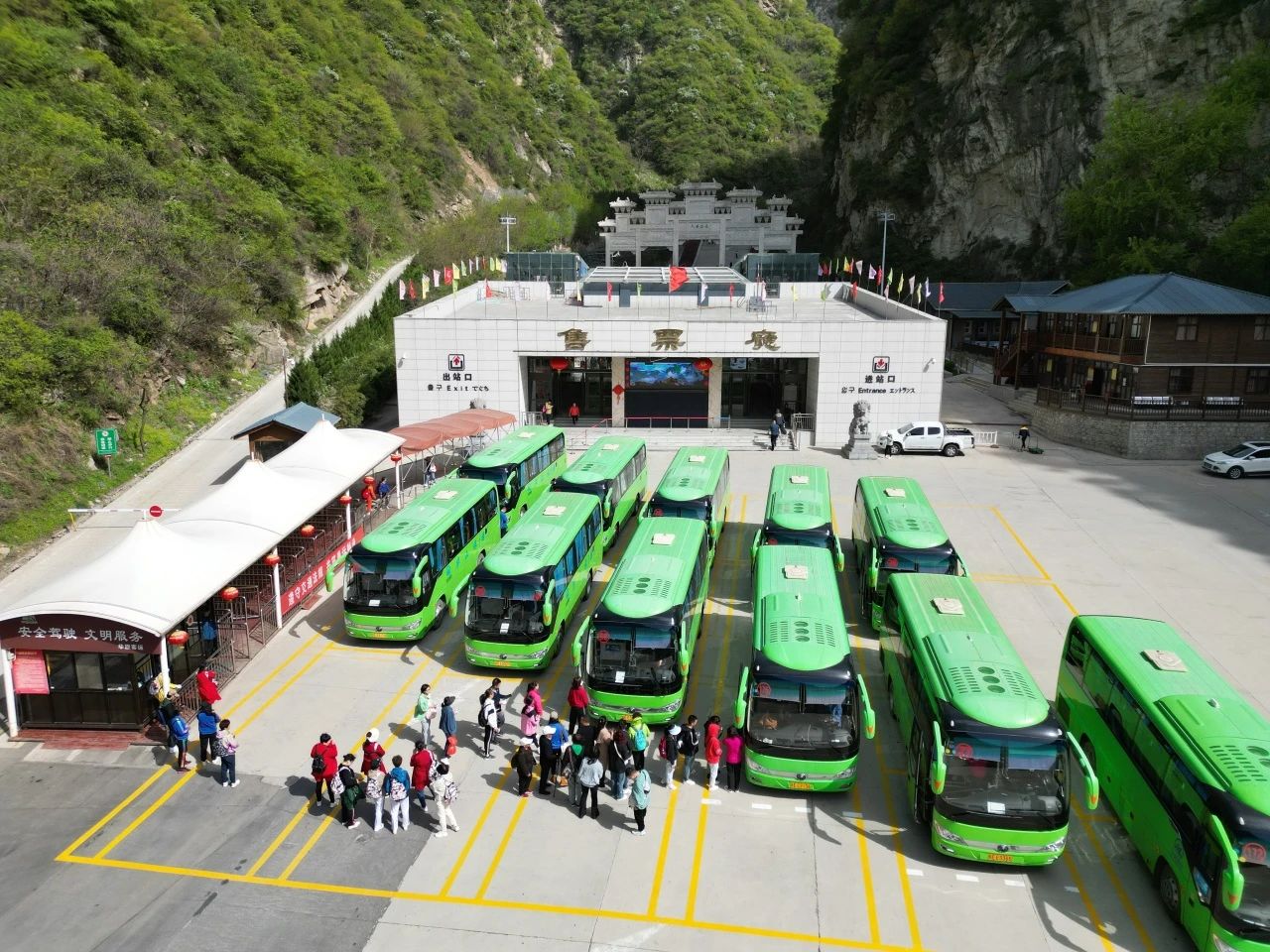 @全國(guó)中高考考生！華山門票+西峰索道+華山滑道半價(jià)優(yōu)惠(圖2)